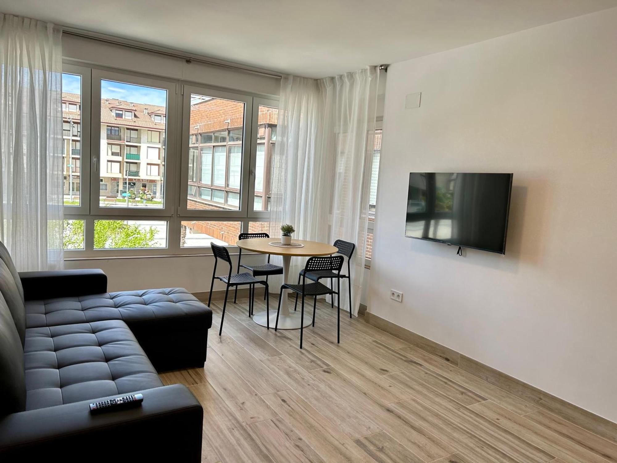 Apartamento Plaza De La Villa Playa Trengandin Noja Exterior foto