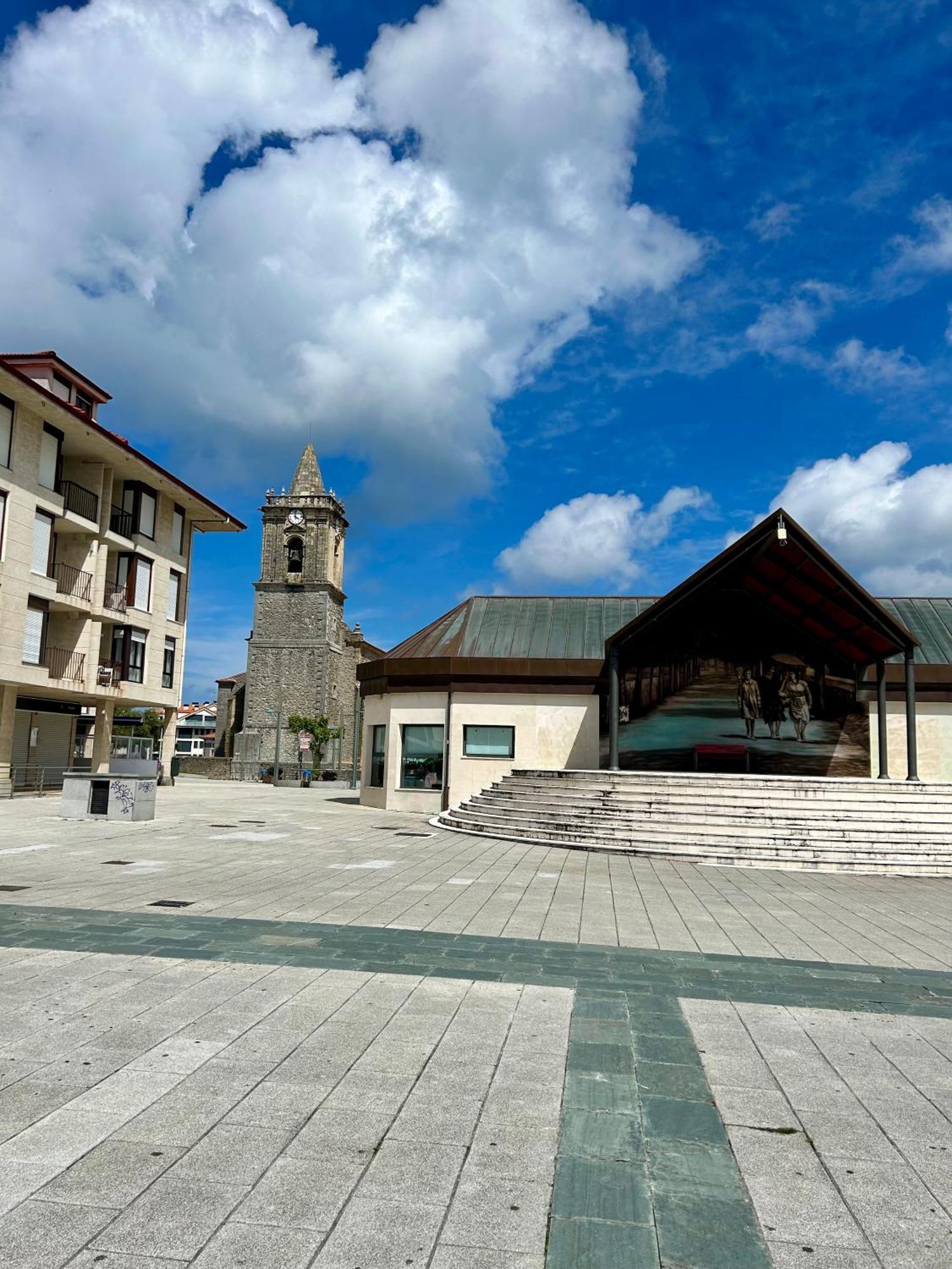 Apartamento Plaza De La Villa Playa Trengandin Noja Exterior foto